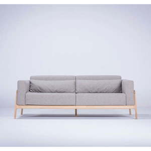 Szara sofa z konstrukcją z litego drewna dębowego Gazzda Fawn, 210 cm obraz
