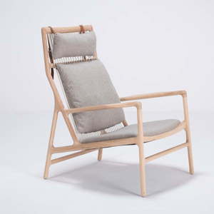 Fotel z konstrukcją z drewna dębowego z szarą tekstylną poduszką Gazzda Dedo obraz