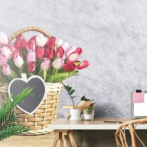 Samoprzylepna fototapeta tulipany w drewnianym koszu obraz