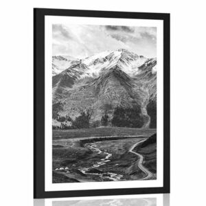 Plakat z passe-partout piękna górska panorama w czerni i bieli obraz
