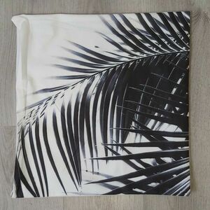 Poszewka na poduszkę Black Paproć, 40 x 40 cm obraz