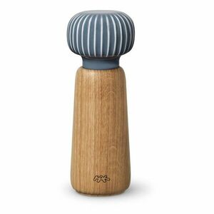 Młynek do przypraw z drewna dębowego z szaroniebieskim porcelanowym detalem Kähler Design Hammershoi, wys. 17, 5 cm obraz