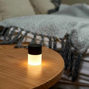 6 lamp stołowych LED obraz