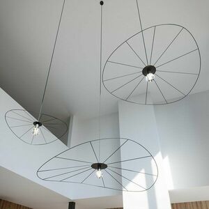 Czarna lampa wisząca ø 110 cm Elliot – Nice Lamps obraz