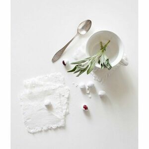 Zestaw 4 białych lnianych podkładek Linen Tales Classic, 10x10 cm obraz